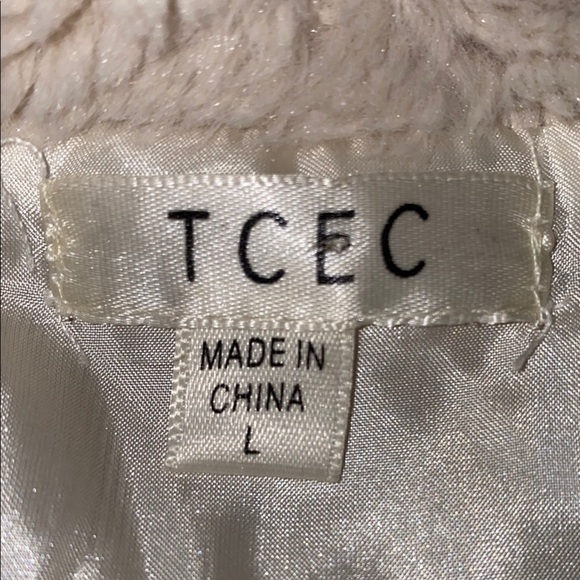 TCEC Sherpa faux vest open wrap front waterfall style cream 2 pockets NEW size L - Picture 4 of 8